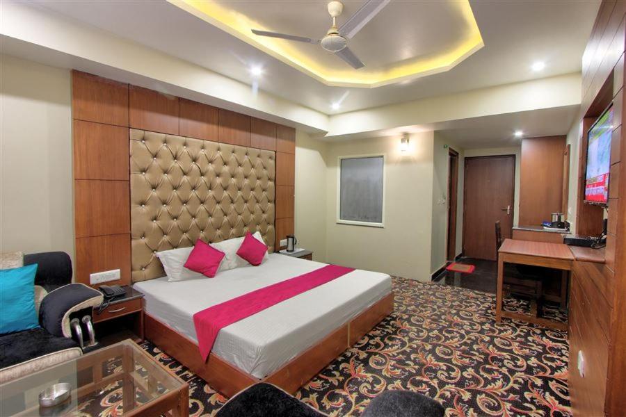 Hotel Neelam Manali Near Volvo Bus Stand Manali Exteriér fotografie
