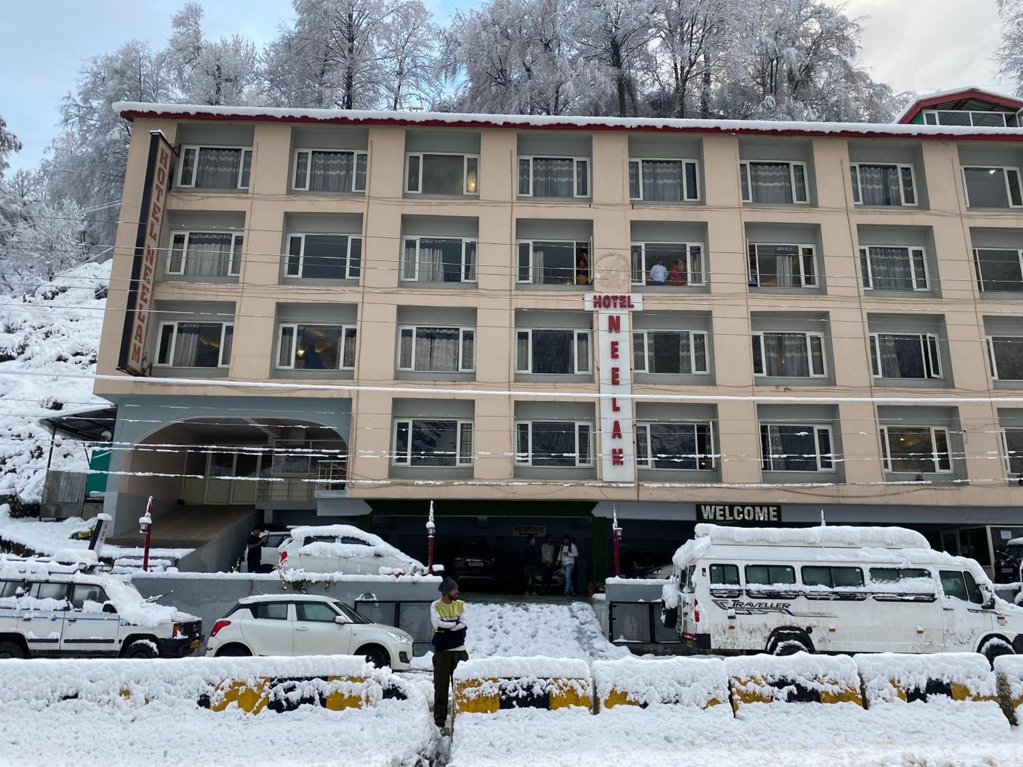 Hotel Neelam Manali Near Volvo Bus Stand Manali Exteriér fotografie